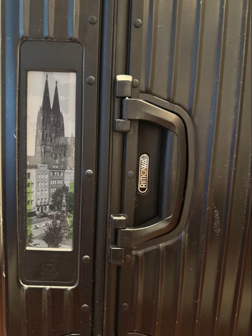 廃盤のモデル　RIMOWA トパーズ SPORT STEALTH 89L