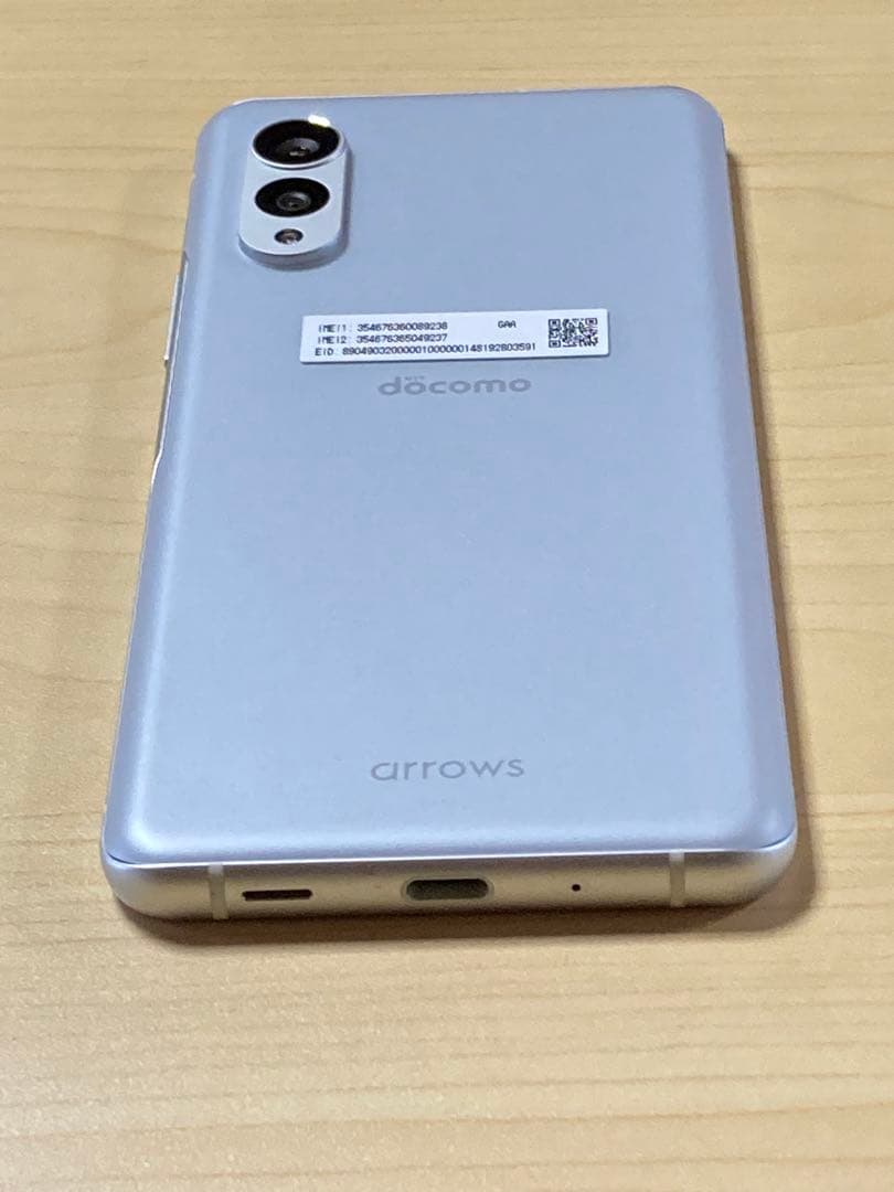 ARROWS N F-51C フォグホワイト FCNT SIMフリー済