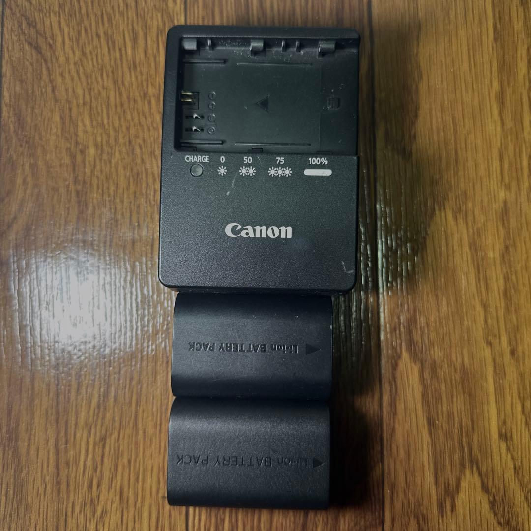 中古美品Canon EOS 6D(WG) ボディ