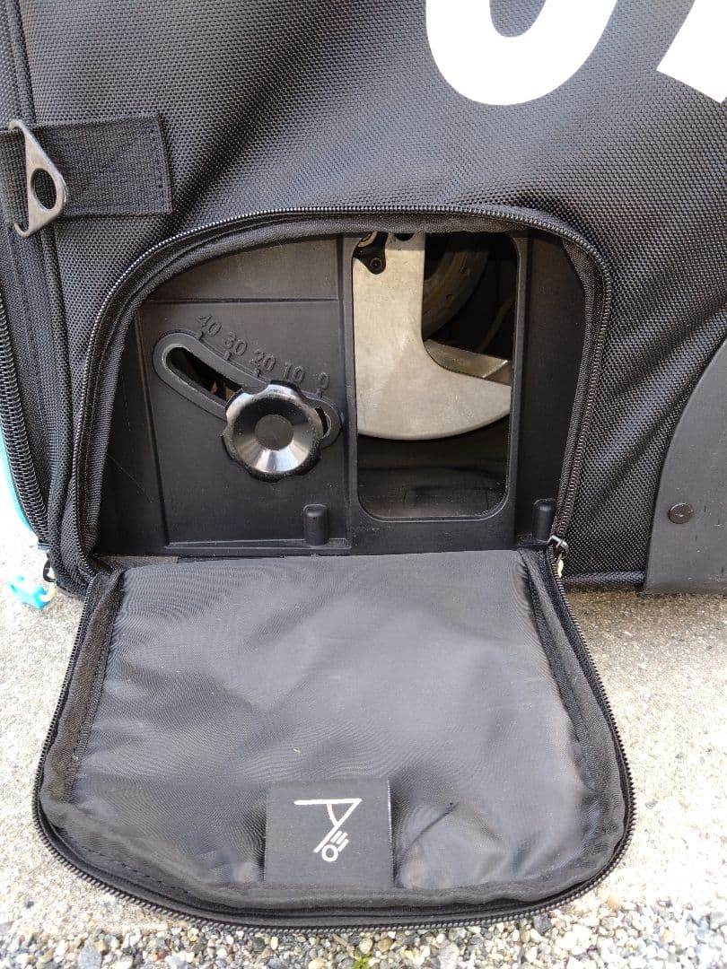 Slinger テニスバッグ 大型 青/黒 キャリー付き