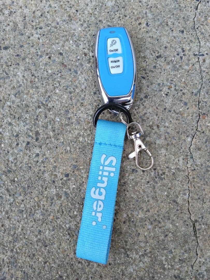 Slinger テニスバッグ 大型 青/黒 キャリー付き