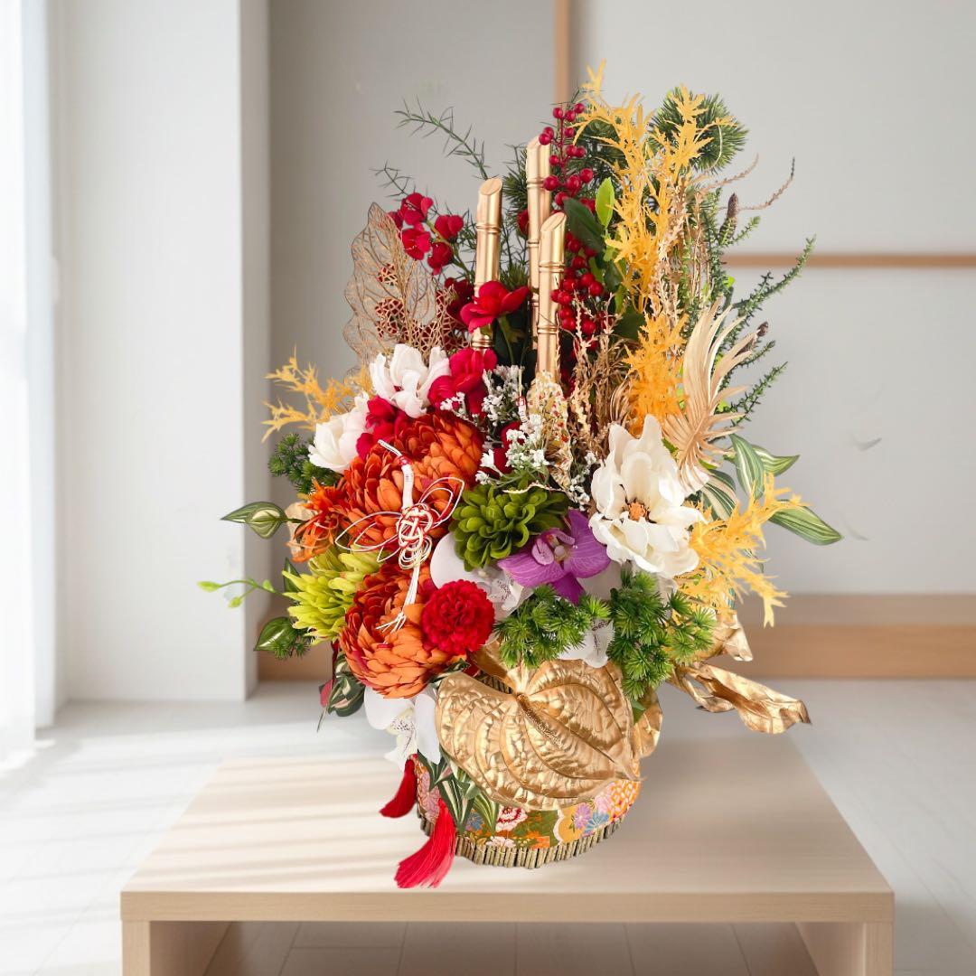 【特大サイズ 正月アレンジメント】 扇と松が描く迎春の華｜和モダン・豪華お正月