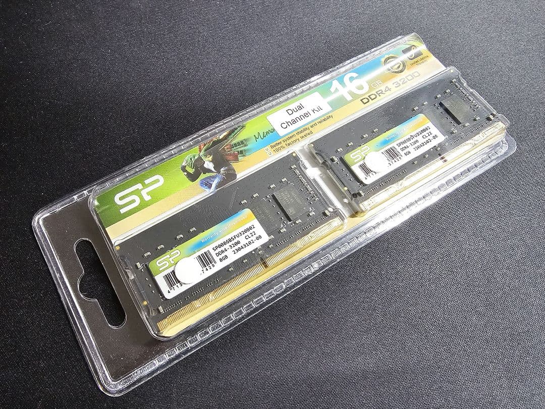 シリコンパワー製 PC用メモリDDR4 3200 16GB（8GB×2）