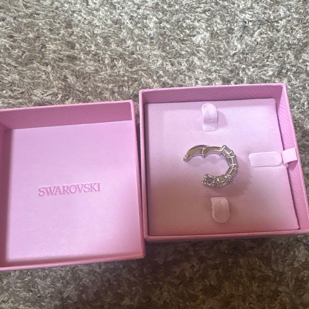 Swarovski スワロフスキー Millenia 、片耳イヤーカフ
