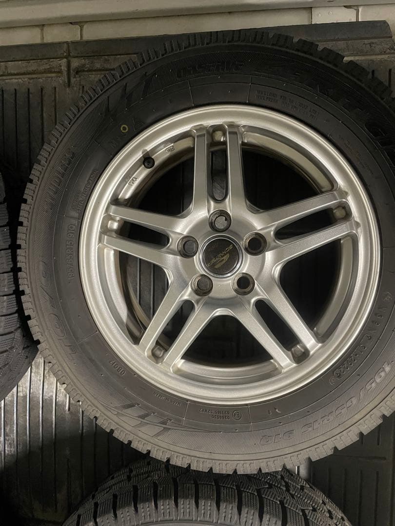 195/65R15 バリ溝　スタッドレスアルミセット 美品　トヨタ純正ナット対応