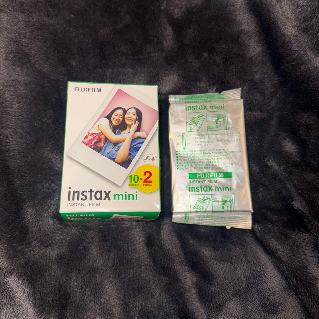 Fujifilm Instax Mini シルバー コンパクトカメラ