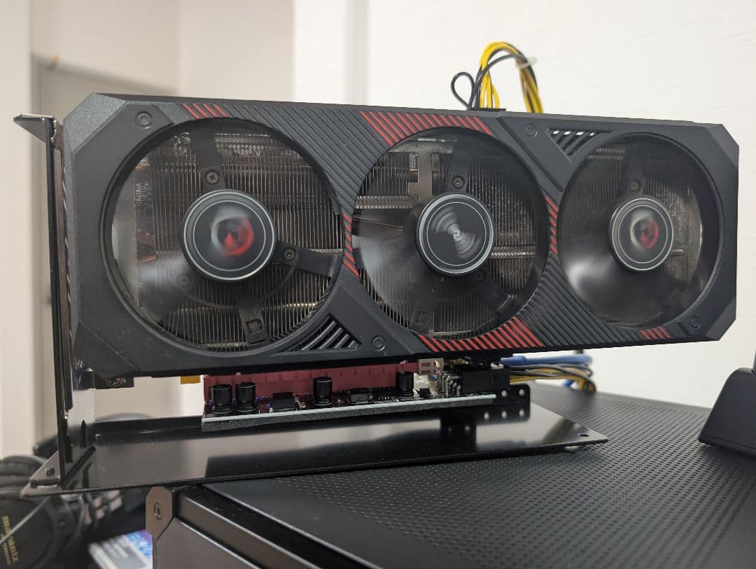 グラフィックボード・グラボ・ビデオカード AMD Radeon ASRock RX 5600 XT 6GB GDDR6