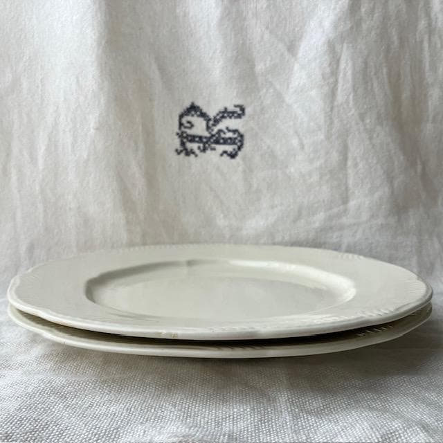 レア美品◆2枚◆クレイユモントローレリーフプレートオクトゴナルサルグミンヌジアン