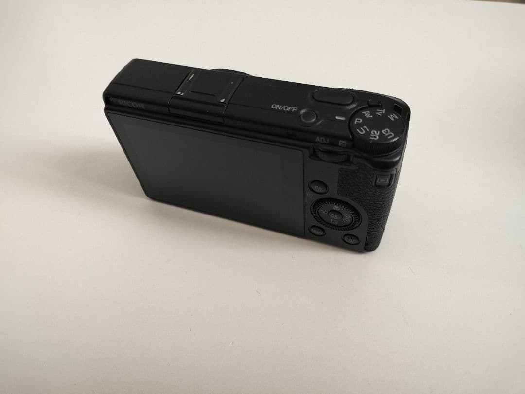 RICOH GR III コンパクトデジタルカメラ