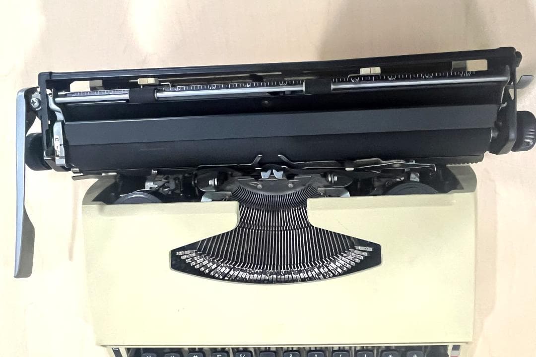 BROTHER WIDE-7 タイプライター 昭和レトロ ケース付き 動作品