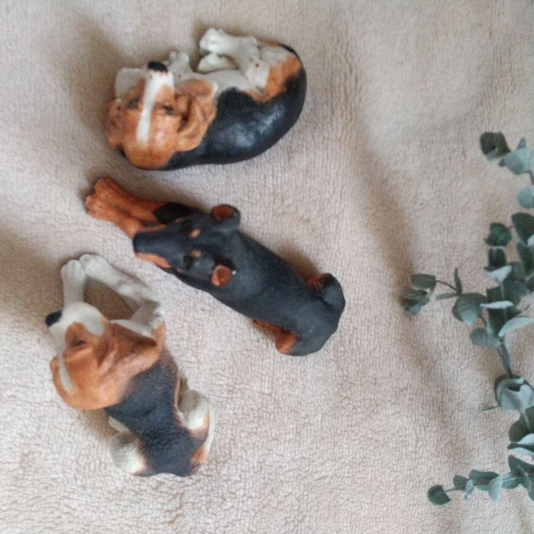Whiskers Marty Sculptures Inc 3匹の犬の置物