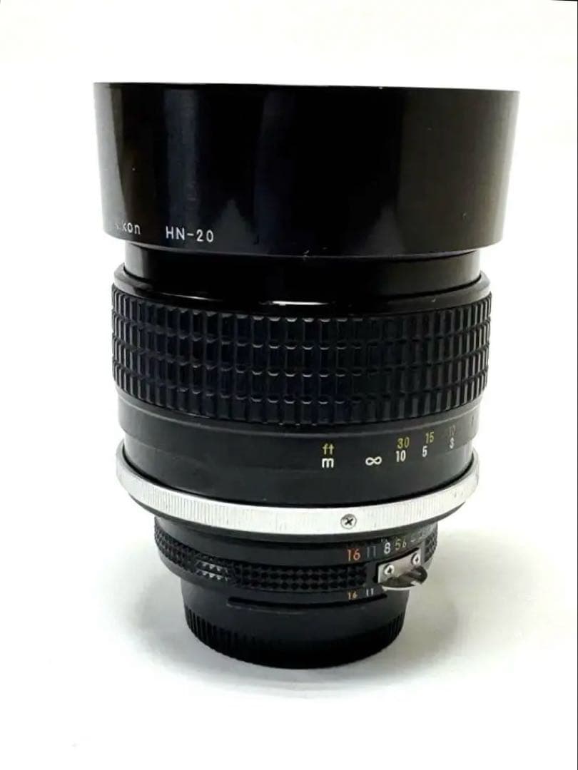 Nikon Ai-S Nikkor 85mm F1.4 フード付き