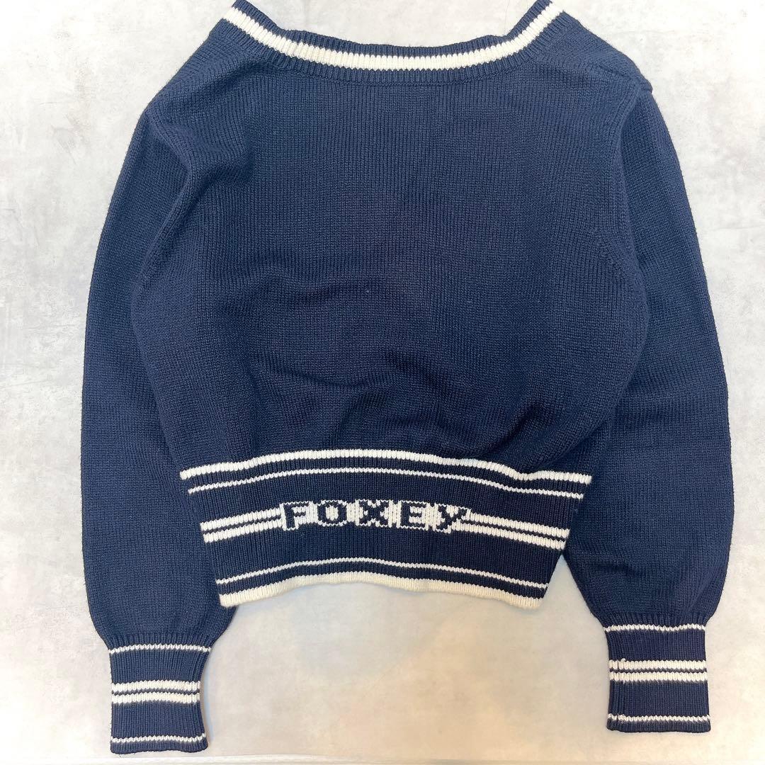 美品◆フォクシー ロゴ入りニットカーディガン ショート丈◇ネイビー フリーサイズ