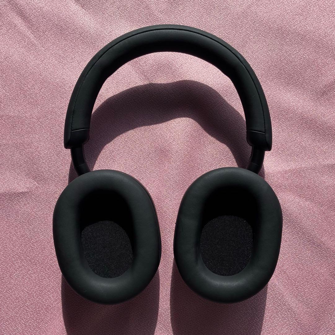 Sony ワイヤレスノイズキャンセリングヘッドホン 数回使用 ケース・ケーブル付