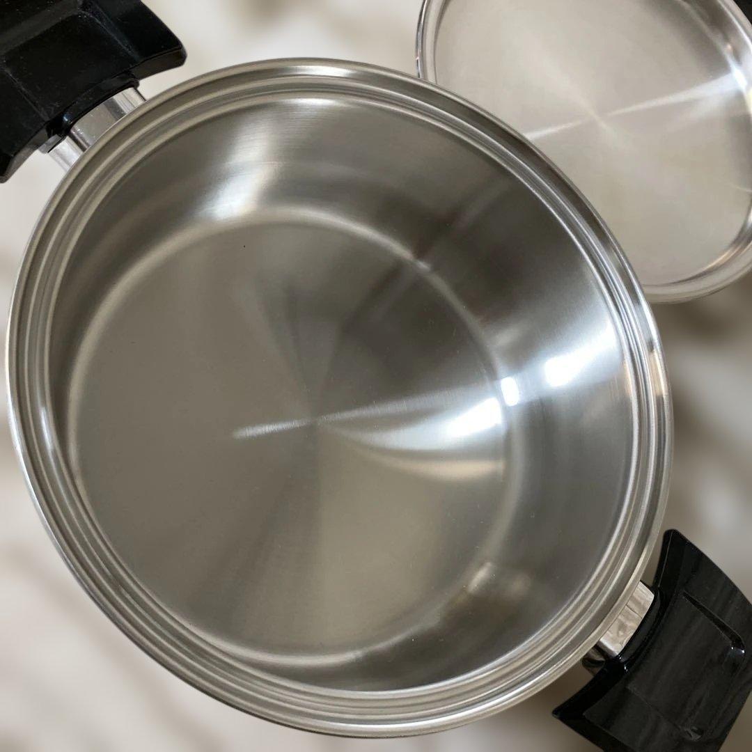  Eight ステンレス製両手鍋 中型 蓋付き２コートより一回り大きい