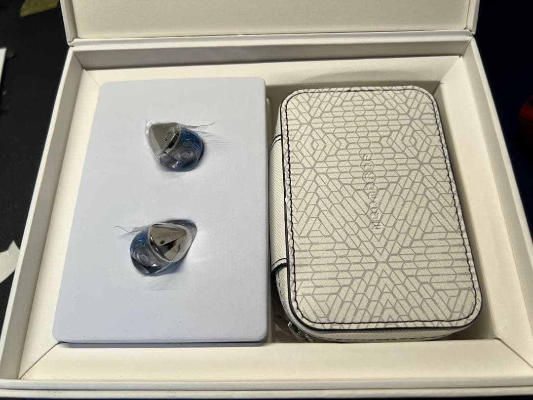 イヤホン Moondrop Blessing 3