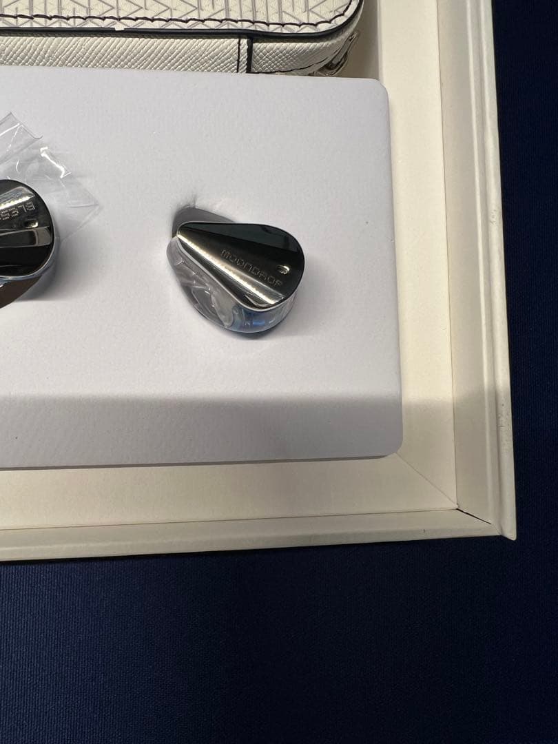 イヤホン Moondrop Blessing 3