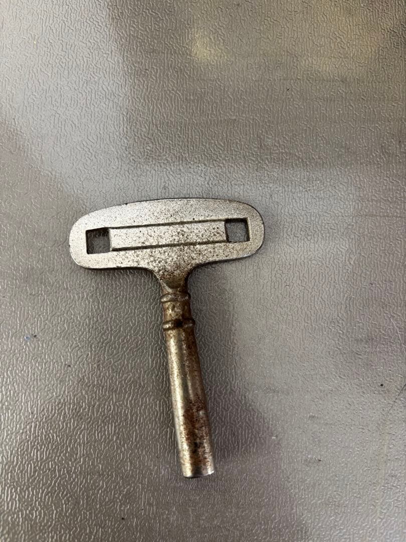 Urgos ドイツ製 アンティーク 木製置時計