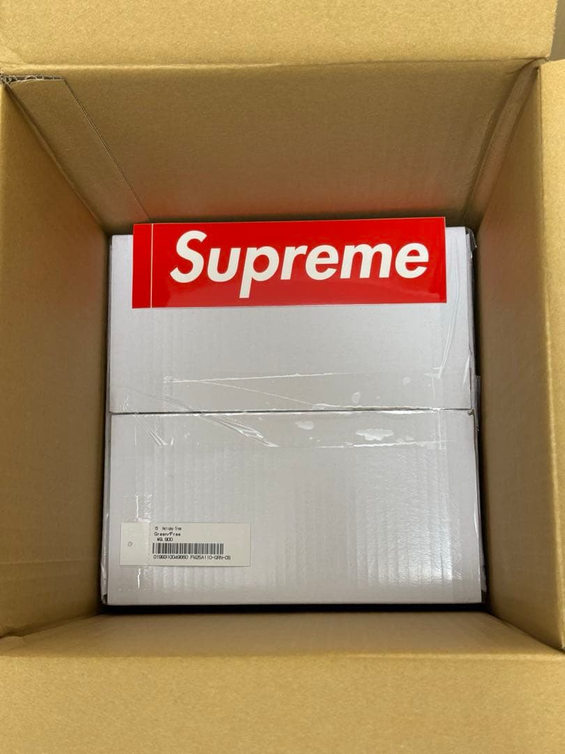 Supreme 15 Holiday Tree Green　【未開封】