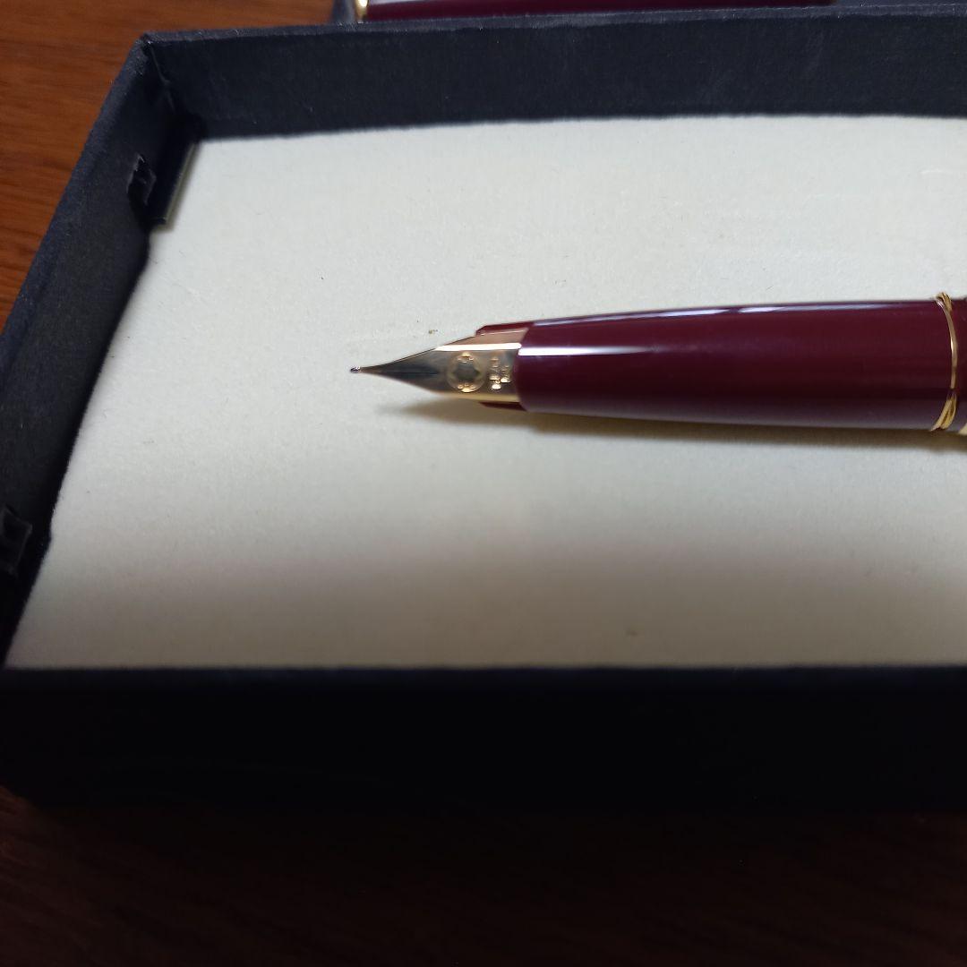 MONT BLANC バーガンディ 万年筆 EF 未使用