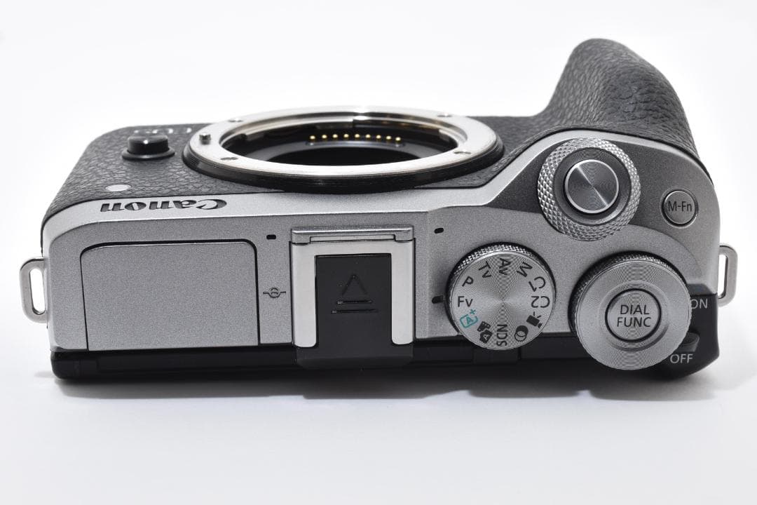 超美品 キヤノン EOS M6 Mark II ミラーレスデジタルカメラ