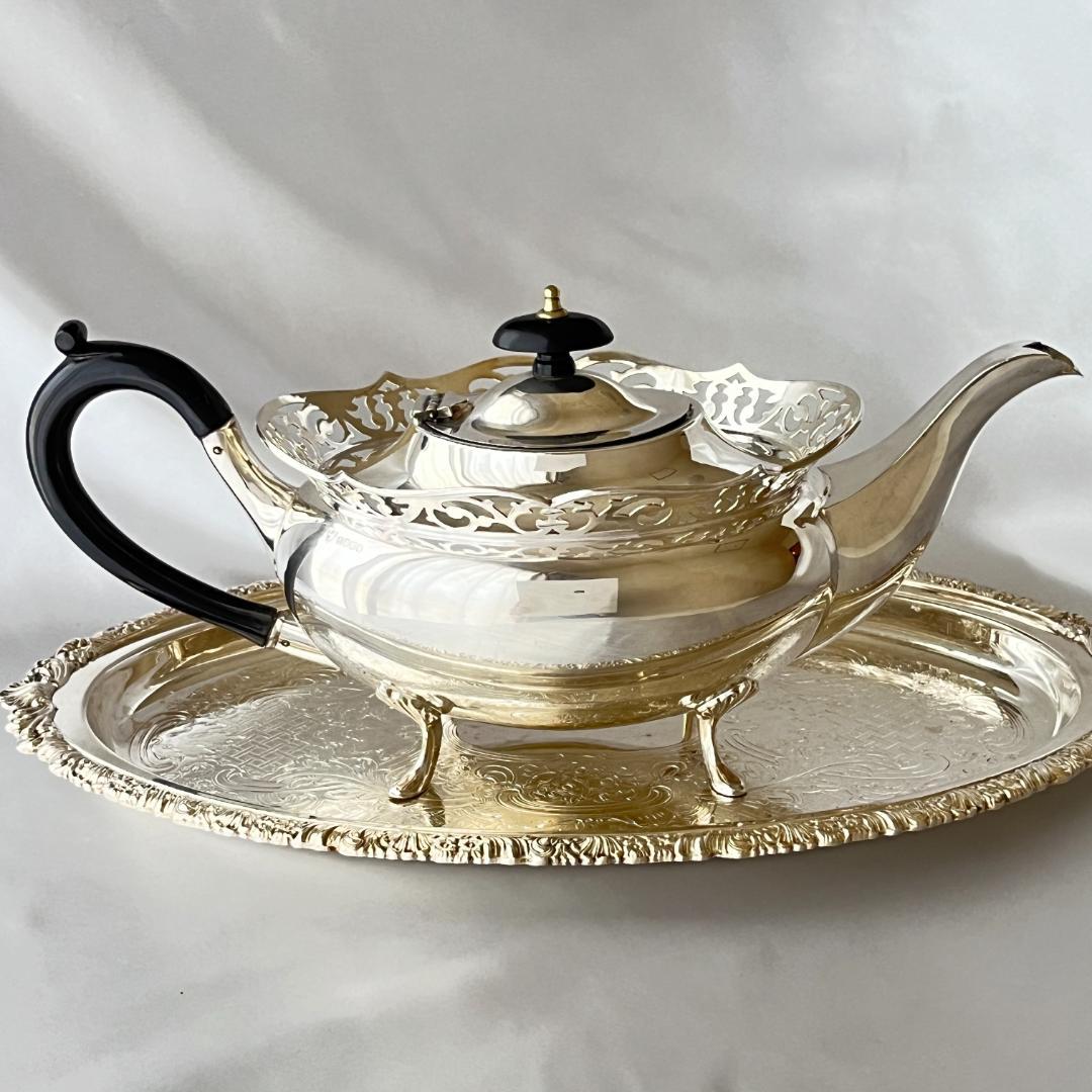 【Grainger & Campbell】 透かしのティーポット