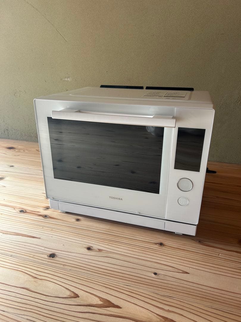 美品　東芝TOSHIBA 石窯ドーム ER-D7000A(W)