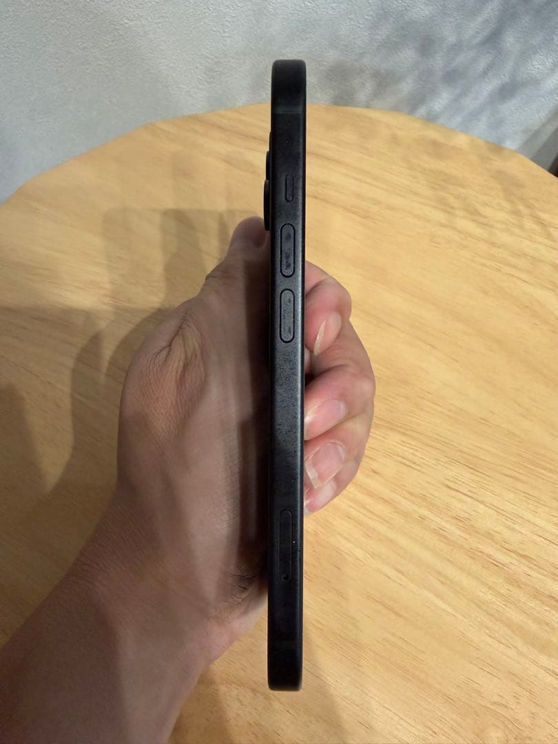 Apple iPhone 15 ブラック SIMフリー本体