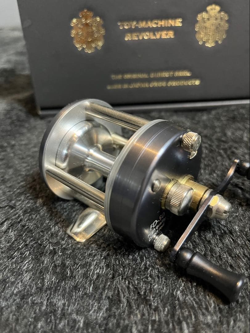 リール YDKTOY-MACHINE REVOLVER