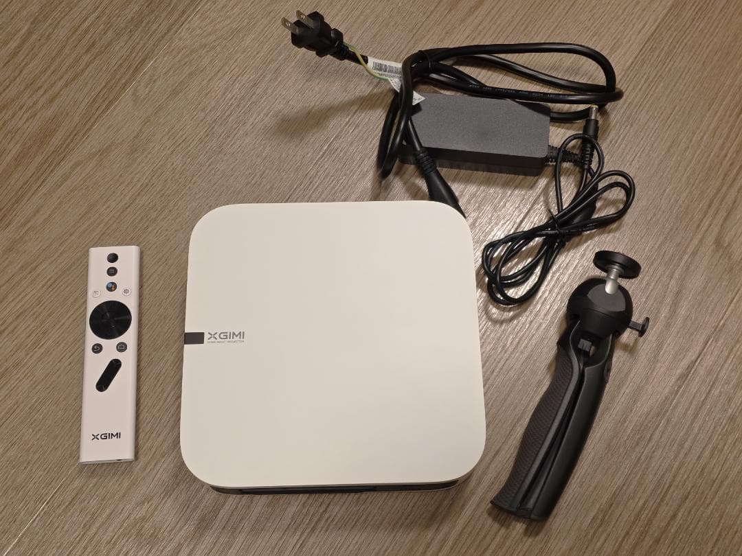 (三脚付き) XGIMI Elfin プロジェクター