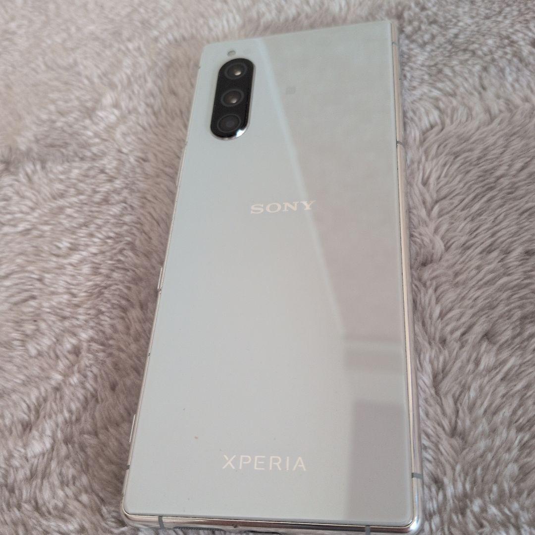 Xperia　901SO スマートフォン本体 軽微な傷あり