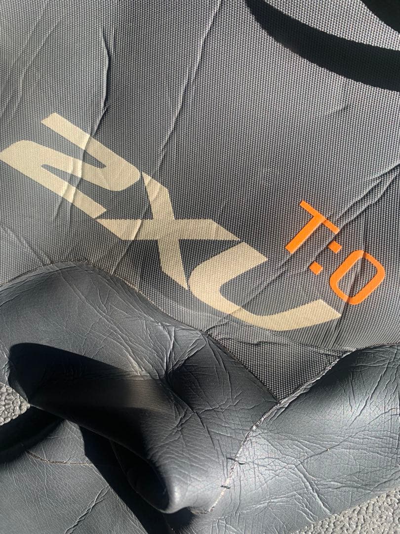 ウェットスーツ　2XU