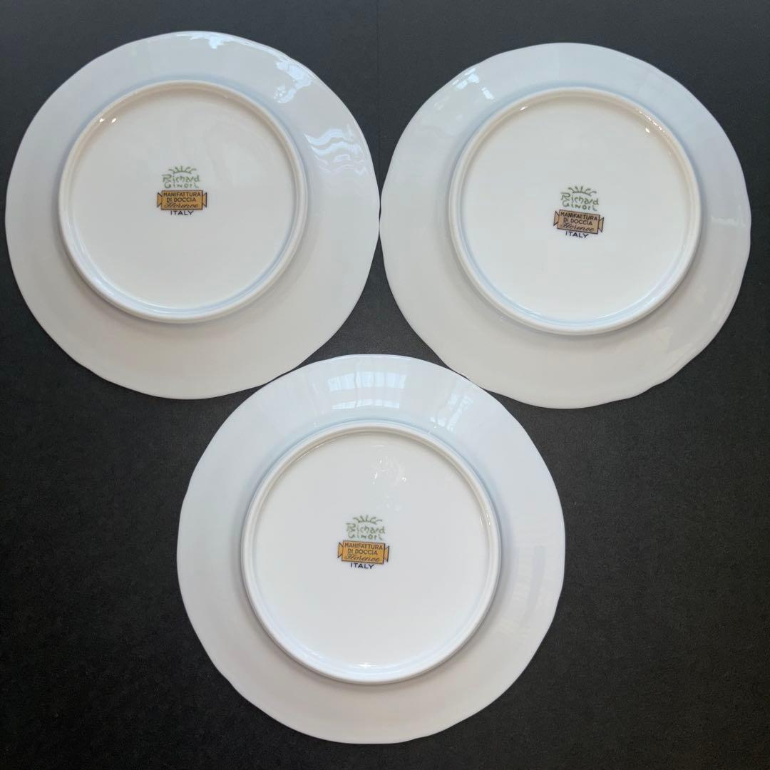 リチャードジノリフルーツ柄　３枚セット