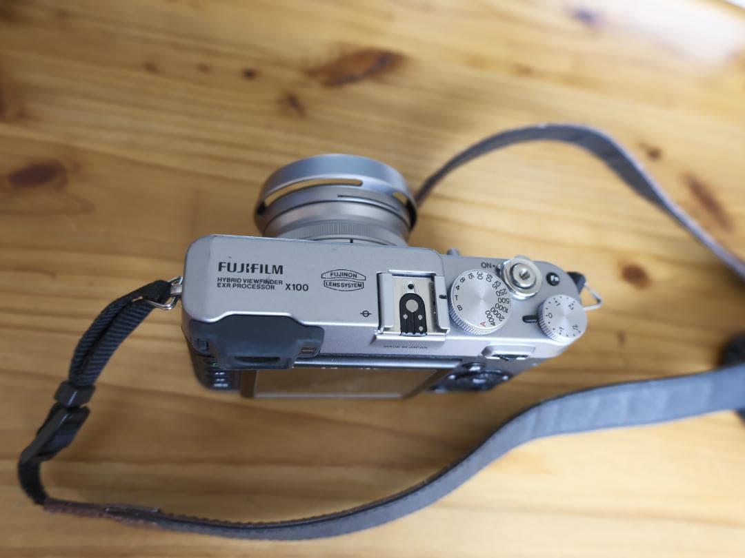 Fujifilm X100 【純正付属品多数あり】
