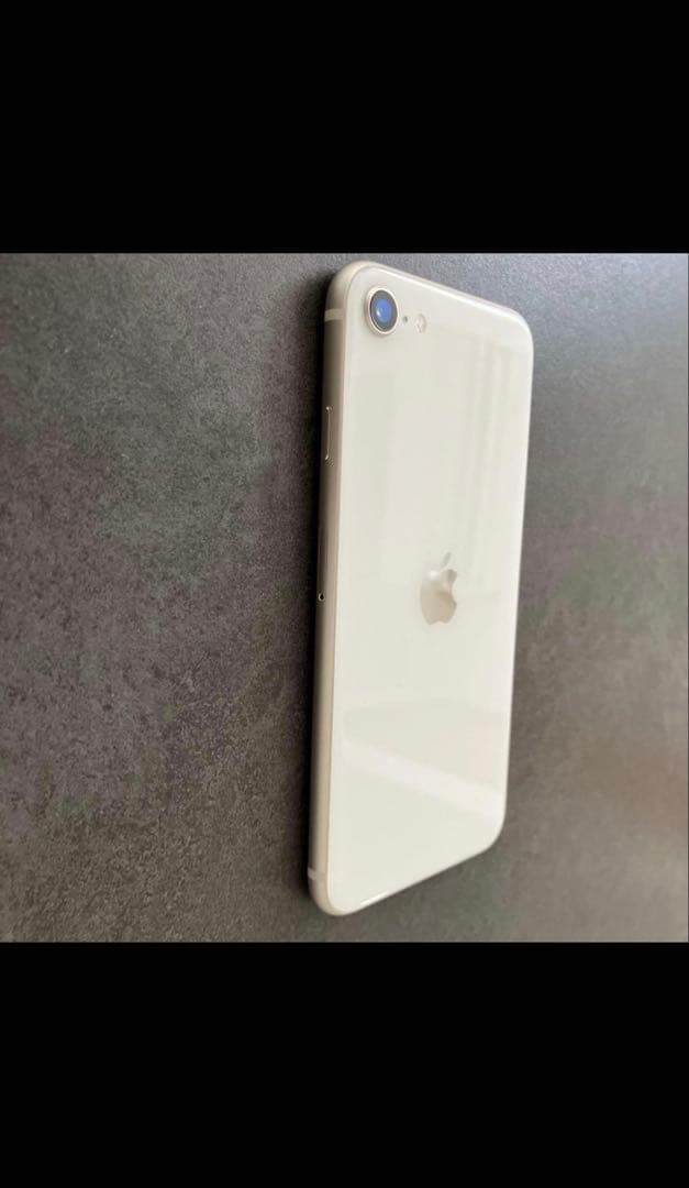 iPhone SE 第3世代 (SE3) ホワイト 64GB SIMフリー　本体