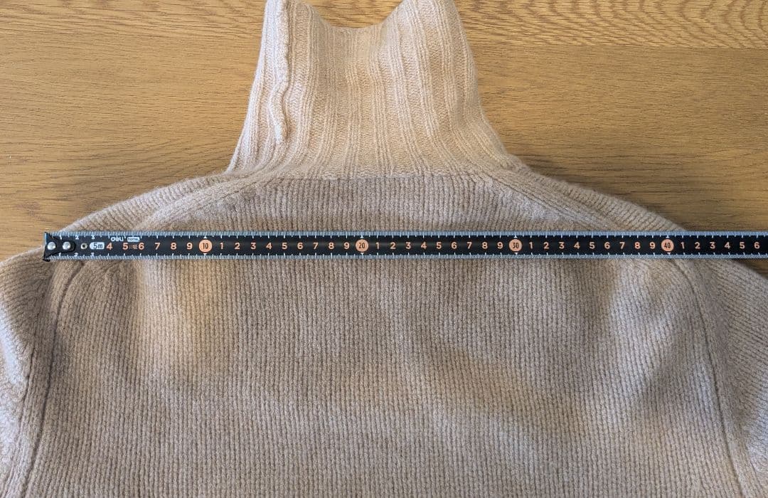 ブライスランズ ロールネック キャメル　42表記　実寸38程度