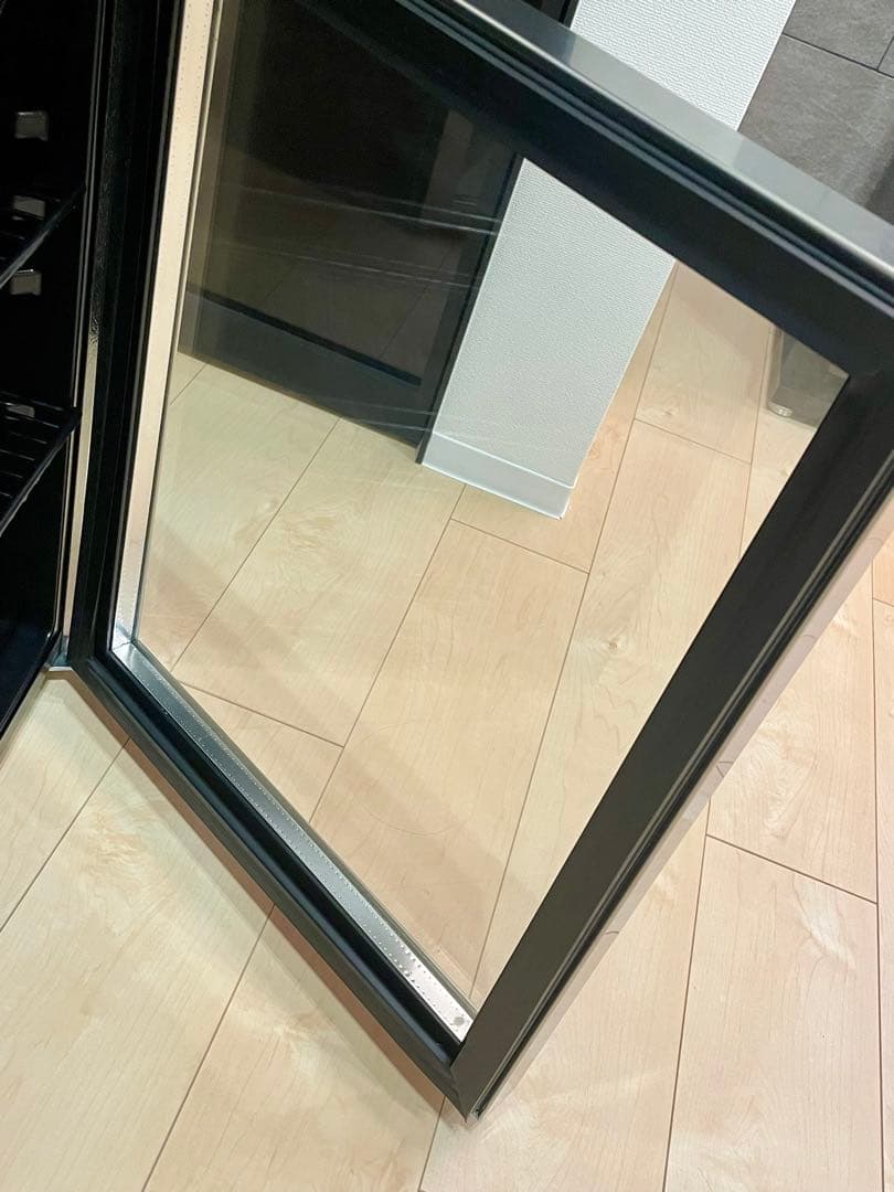 【ほぼ未使用】Shelddi ガラスドア冷蔵庫（48L）