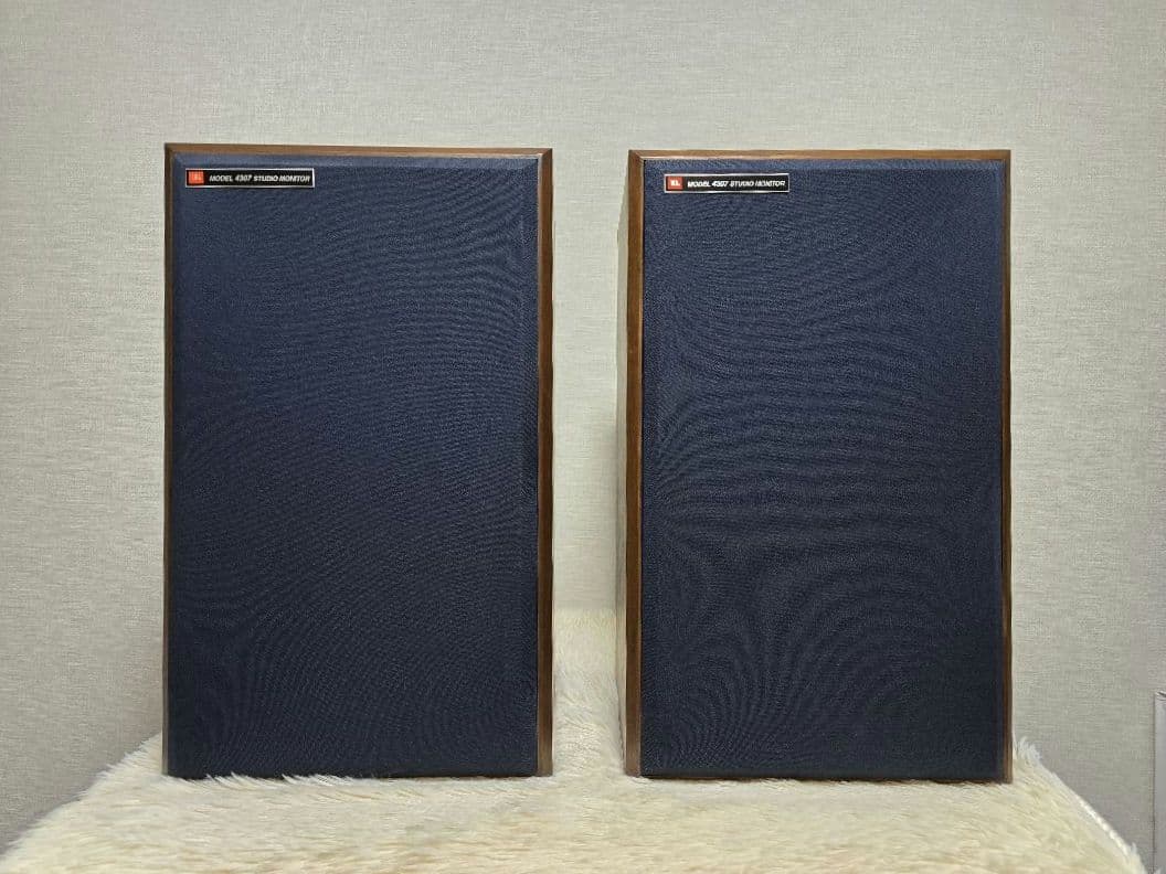 JBL 4307-3ウェイブックシェルフ型スピーカー2個セット 中古