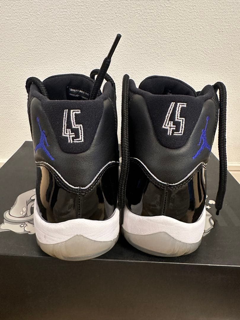 AIR JORDAN 11 RETRO エアジョーダン11レトロ　バッシュ