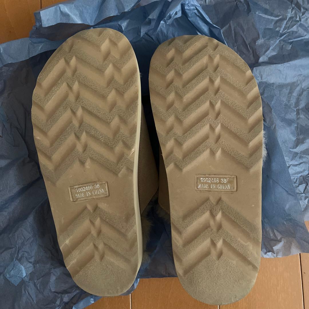 MOHI ファーサンダル