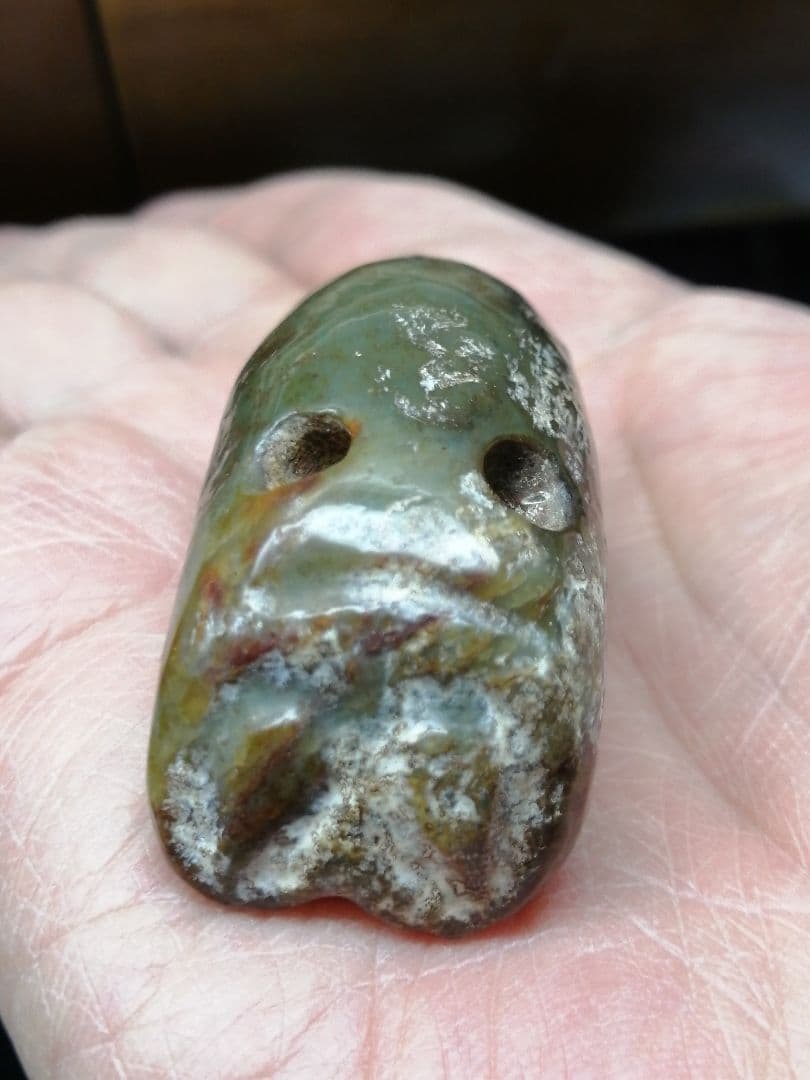 ★縄文後期『青翡翠勾玉』発掘品。6.0cm　考古学遺物　かなりの重量があります。