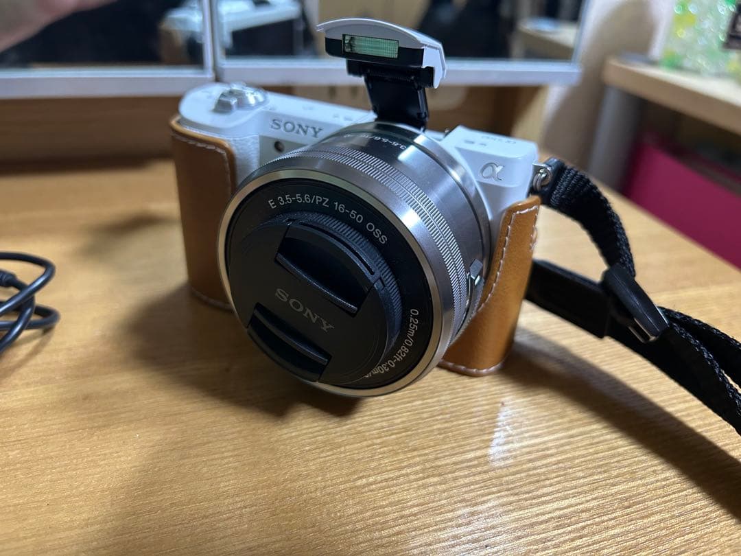 SONYミラーレスカメラ α5100 ILCE-5100