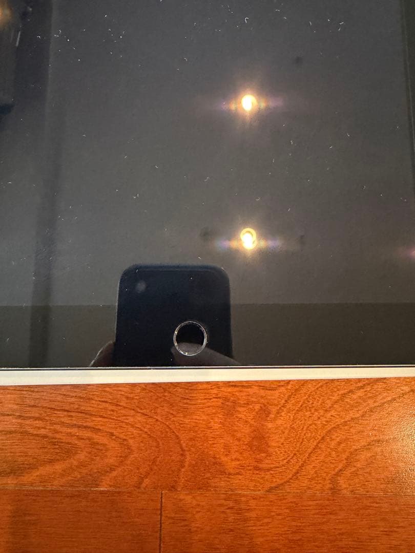 iPad (第8世代) Cellerモデル本体 充電器付き