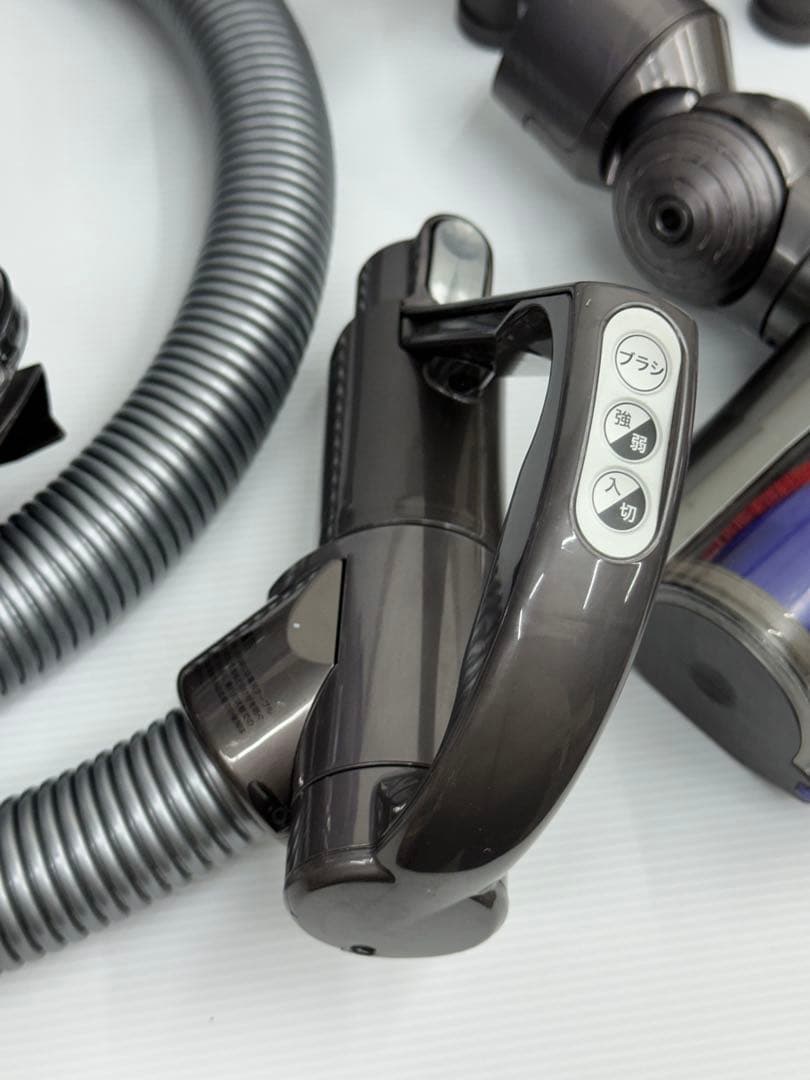 動作保証品　中古格安　ダイソン　Dyson CY25 掃除機　セット　set価格