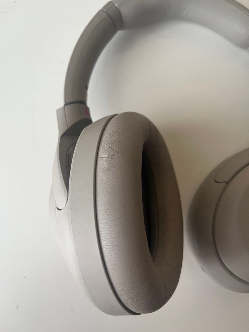 SONYワイヤレスヘッドホン WH-1000XM4 プラチナシルバー