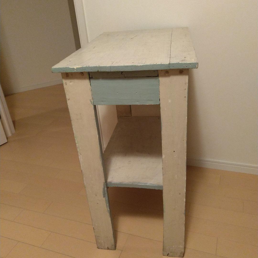 アンティーク小さめの机