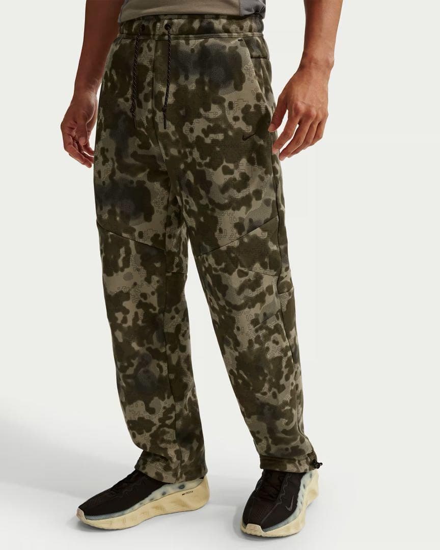 【新品】ナイキ テック メンズ オープンヘム フリース カモ パンツ 2XL