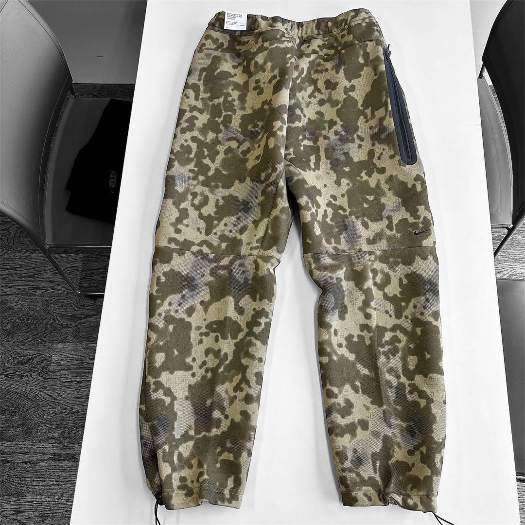 【新品】ナイキ テック メンズ オープンヘム フリース カモ パンツ 2XL