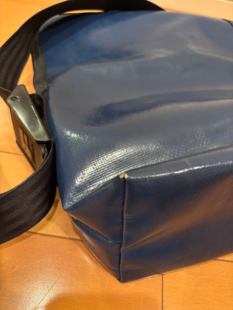 FREITAG フライターグ　メッセンジャーバッグ　ケース付き