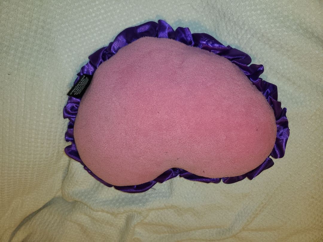 Barbie ハート型クッション